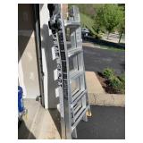 GIANT LADDER WITH LADDER LOCKS