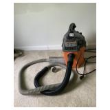 SHOP VAC RIDGID W/ SANDING ATTACHMENT