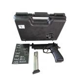 BERETTA 92FSR IN 22LR ORIGINAL CASE 2 MAGS VERY