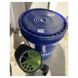 LOWES BUCKET WITH SALT AND MULTI SIZE SHAKER