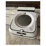 IROBOT FLOOR CLEANER W/ DOCKING STATION