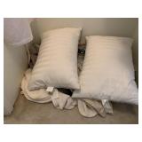 2 STANDARD PILLOWS, ROBE,