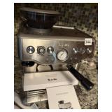 BREVILLE THE BARISTA EXPRESS COFFEE MAKER