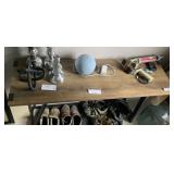 WALKER EDISON FARM HOUSE STYLE TABLE NO CONTENTS