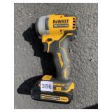 DEWALT IMPACT DRIVER WITH 1.5AH BATTERY