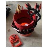 BESSEY HAND CLAMPS WITH HUSKY BUCKET