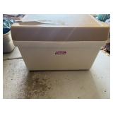 CLEAN VINTAGE COLEMAN COOLER