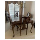 THOMASVILLE TABLE & 4 CHAIRS, 2 LEAVES 19" EACH,