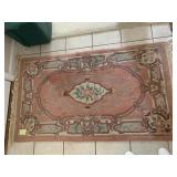 MEDIUM SIZED AREA RUG