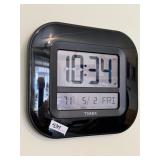 LARGE TIME AND DATE & TEMP. CLOCK BATTERY OP