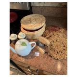 WICKER TRIVETS, COVERED WICKER BASKET, SLICER