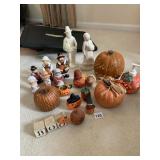 THANKSGIVING DECORATIONS