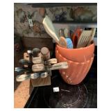 LARGE HAEGER POT W/ASST WOODEN SPOONS AND WOODEN