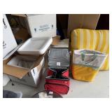 4 INSULATED W/ REUSABLE COLD PACKS BINS, YELLOW