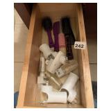 CONTENTS OF DRAWER, BRUSHES AND PLUG INS