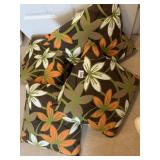 FOUR MACHINE BROWN FLOWER PILLOWS