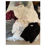 WOMENï¿½S SHIRTS, ROBE & PANTS