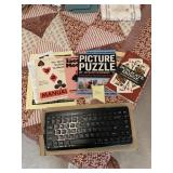 KEYBOARD AND CARD BOOKS