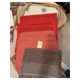 LARGE LOT OF VARIOUS PLACE MATS