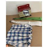 GRILL LIGHT, 2 TIES, PLACEMATS 3