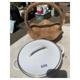 CERAMIC BASKET, SAUCE POT W/ LID