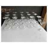 16 MATCHING CLEAR GLASS MARGARITA GLASSES