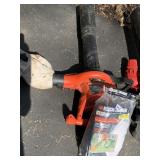 ELECTRIC LEAF BLOWER W/ BAGGER