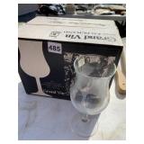 SET OF 6 WINE GLASSES NEW