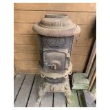 MITY OAK NO 115 CAST IRON WOOD BURNING STOVE