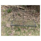IRON GARDEN LOVE SEAT