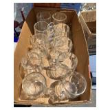 10 GLASS MUGS