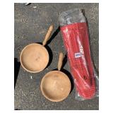 WOOD BOWLS, 2 NEW OVEN MITS