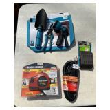GARDEN TOOL SET WITH BAG, BLACK AND DECKER AUTO
