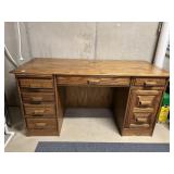 OAK KNEEHOLE DESK W/ FELT THE LINE DRAWER 30