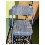 5 CLOTH SEATED FOLDING CHAIRS
