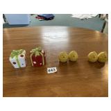 CHICK AND PRESENT S & P SHAKERS