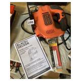 BLACK & DECKER BULLSEYE LASER LEVEL & STUD FINDER