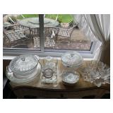 CLEAR GLASSWARE CASSEROLE DISHES AND ONE CORNING