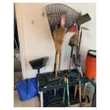 GARDEN TOOL ASST WITH STAND