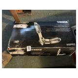 THULE HULL-A-PORT PRO VERTICAL KAYAK CARRIER