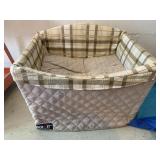 SMALL VEHICLE DOG BED