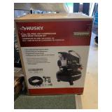 HUSKY 0.8HP 6-GAL OIL FREE AIR COMPRESSOR