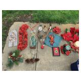 LOT OF ASSORTED CHRISTMAS DECORATIONS