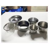 STAINLESS STEEL MIXING BOWLS AND STRAINER