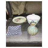 POTTERY VASE, GLASS PLATE SIGNED, SMALL TRAY