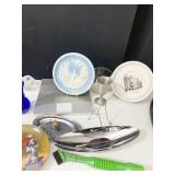 COLLECTOR PLATES, CHROME DISH, BATHROOM DIGITAL