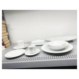 SHEFFIELD ELEGANCE CHINA SERVICE FOR 8