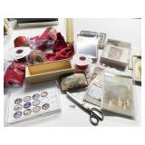 HOLIDAY RIBBON, SCISSORS, Dï¿½COR