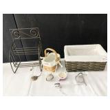 BASKETS, TEA BALLS, ETC.