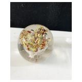 PAPER WEIGHT GLASS WITH FLOWER DESIGN 3"